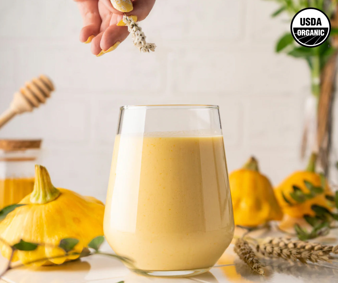 turmeric-latte-starter-kit-a9 1._Turmeric_6e512dba-33d3-4867-a890-51e27d14ee92.jpg