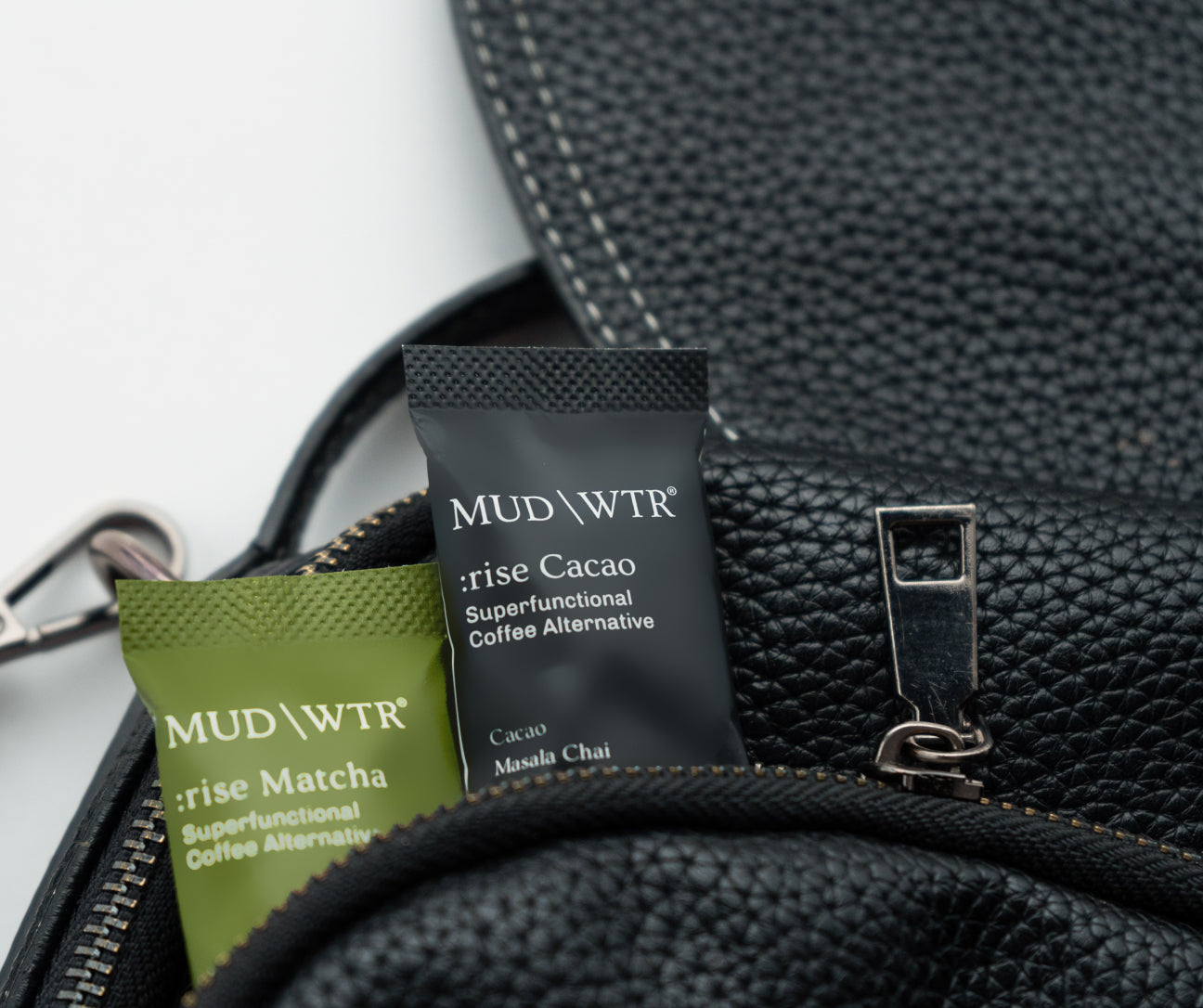 matcha-stick-packs-j7 2.MatchaStickPack_1b5eb65b-9328-4d7d-a615-0f319bea5a4f.jpg